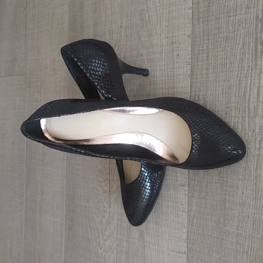 Calvin Klein 8.5M Black Snake-Print 3-inch Heels